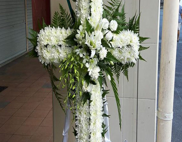 Hoa tang lễ Quận Bình Thạnh – Vòng hoa đặc sắc, giá cả cạnh tranh